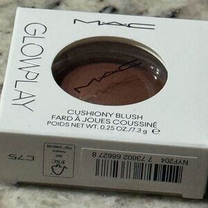 MAC Glow Play Cushion Blush TRUE HARMONY.  New in Box.